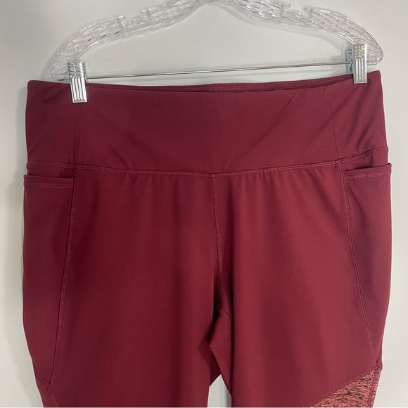 Lane Bryant LIVI Power Color Block Capri Signature S Leggings Zinfandel Sz 18/20 - Picture 15 of 15